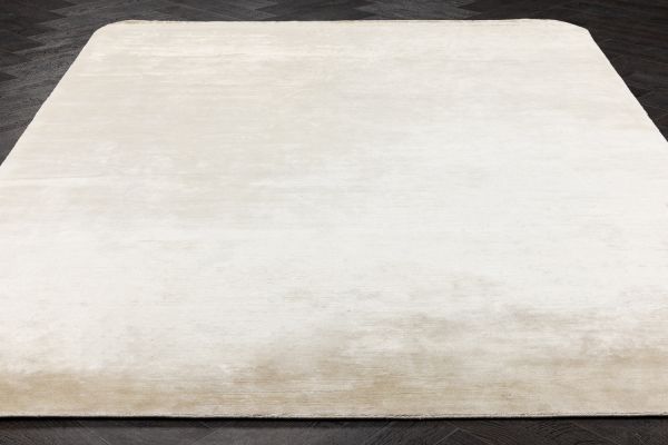 Индийский ковер из шёлка «BLANC DE BLANCS» PLAIN-CORNER-BEIGE 199 x 295 см