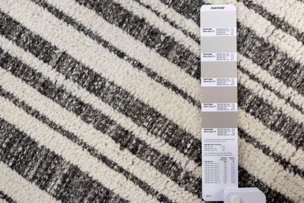 Индийский ковер из шерсти и хлопка «SORRENTO» RILEY73-IVR-CHAR 241 x 307 см