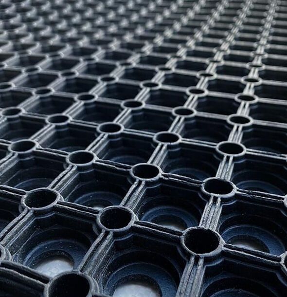 Грязезащитное ячеистое покрытие 16мм×1м×10м