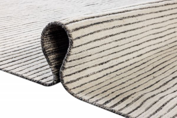 Индийский ковер из шерсти «SORRENTO» RILEY240-IVORY-N96 239 x 303 см Индийский ковер из шерсти «SORRENTO» RILEY240-IVORY-N96 239 x 303 см