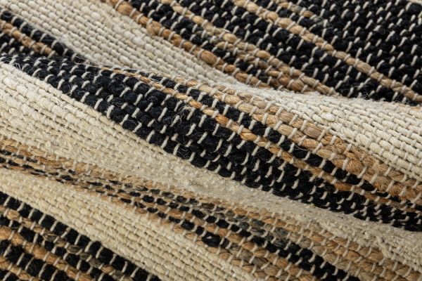 Индийский ковер из джута «JUTE» 1564-N.BLK-WHITE 135 x 200 см Индийский ковер из джута «JUTE» 1564-N.BLK-WHITE 135 x 200 см