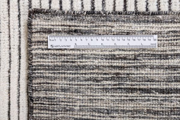 Индийский ковер из шерсти «SORRENTO» RILEY240-IVORY-N96 239 x 303 см Индийский ковер из шерсти «SORRENTO» RILEY240-IVORY-N96 239 x 303 см