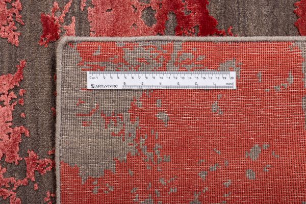 Индийский ковер из шерсти и арт-шёлка «CHAOS THEORY» ESK431-D.GREY-R.LACQUER 249 x 310 см Индийский ковер из шерсти и арт-шёлка «CHAOS THEORY» ESK431-D.GREY-R.LACQUER 249 x 310 см