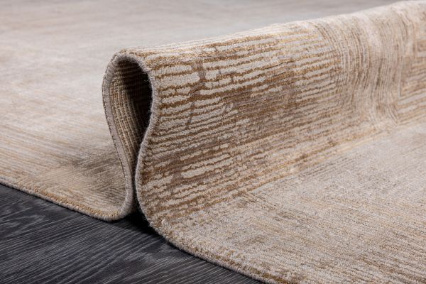 Индийский ковёр из шерсти и бамбукового шёлка «CHAOS THEORY» ESK472-IVR-HON