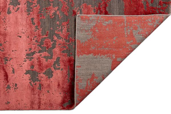 Индийский ковер из шерсти и арт-шёлка «CHAOS THEORY» ESK431-D.GREY-R.LACQUER 249 x 310 см Индийский ковер из шерсти и арт-шёлка «CHAOS THEORY» ESK431-D.GREY-R.LACQUER 249 x 310 см