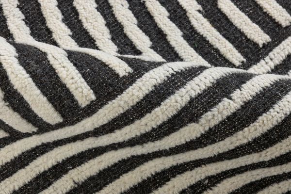 Индийский ковер из шерсти и хлопка «SORRENTO» RILEY27-IVR 243 x 306 см Индийский ковер из шерсти и хлопка «SORRENTO» RILEY27-IVR 243 x 306 см