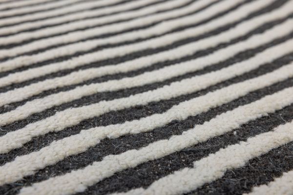 Индийский ковер из шерсти и хлопка «SORRENTO» RILEY27-IVR 243 x 306 см Индийский ковер из шерсти и хлопка «SORRENTO» RILEY27-IVR 243 x 306 см