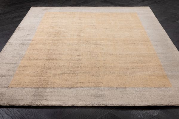 Индийский ковер из арт-шёлка «BLADE BORDER RUG» GOLD-BGE 160 x 230 см