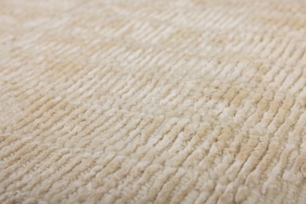 Индийский ковер из шёлка, шерсти и хлопка «BLANC DE BLANCS» KE3160-BEIGE 245 x 307 см