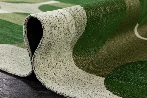 Бельгийский ковер из полиэфирного шёлка «SHINY FEATHER» 9449-CAFÉ-HEDGEROW GREEN 170 x 240 см Бельгийский ковер из полиэфирного шёлка «SHINY FEATHER» 9449-CAFÉ-HEDGEROW GREEN 170 x 240 см