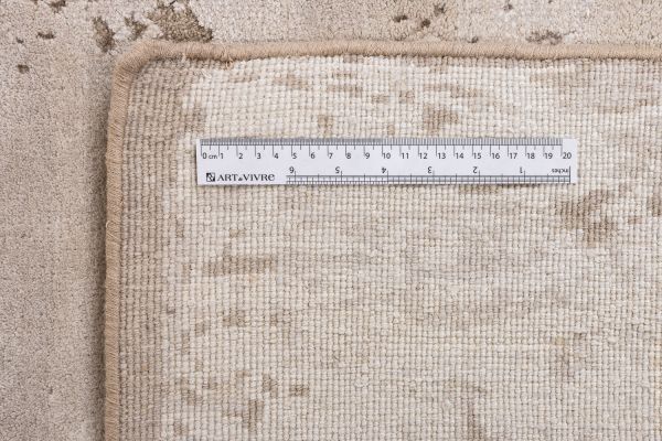 Индийский ковер из шерсти и арт-шёлка «CHAOS THEORY» ESK330-WHITE-D.IVORY 249 x 305 см Индийский ковер из шерсти и арт-шёлка «CHAOS THEORY» ESK330-WHITE-D.IVORY 249 x 305 см