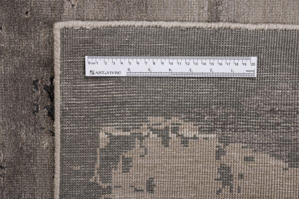 Индийский ковер из арт-шёлка и шерсти «CHAOS THEORY» ESK375-WHITE-GREY-BROWN 249 x 307 см Индийский ковер из арт-шёлка и шерсти «CHAOS THEORY» ESK375-WHITE-GREY-BROWN 249 x 307 см