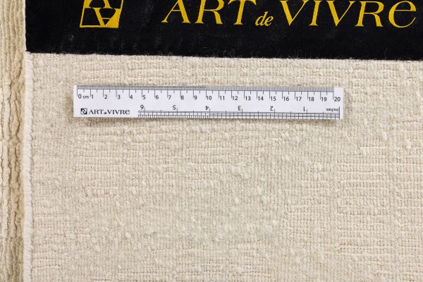 Индийский ковер из шёлка, шерсти и хлопка «BLANC DE BLANCS» KE3160-BEIGE 245 x 307 см