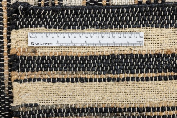 Индийский ковер из джута «JUTE» 1564-N.BLK-WHITE 135 x 200 см Индийский ковер из джута «JUTE» 1564-N.BLK-WHITE 135 x 200 см