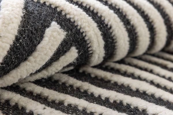 Индийский ковер из шерсти и хлопка «SORRENTO» RILEY27-IVR 243 x 306 см Индийский ковер из шерсти и хлопка «SORRENTO» RILEY27-IVR 243 x 306 см