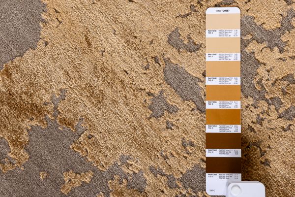 Индийский ковер из шерсти и арт-шёлка «CHAOS THEORY» ESK431-D.TAUPE-B.GOLD 201 x 300 см